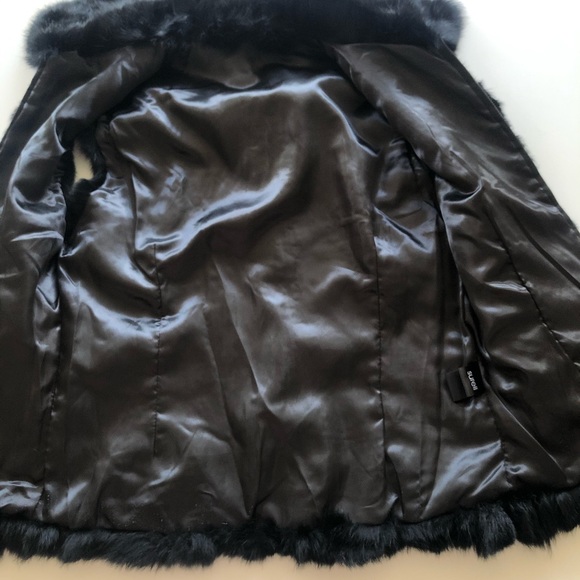 Surell rabbit fur vest - Picture 8 of 11
